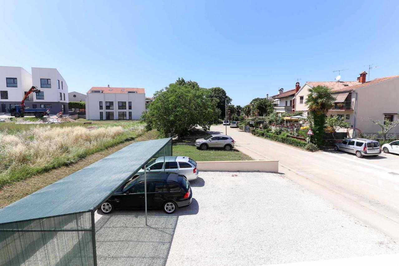 Sunshine Apartments Funtana With Balcony And Sea View Zewnętrze zdjęcie