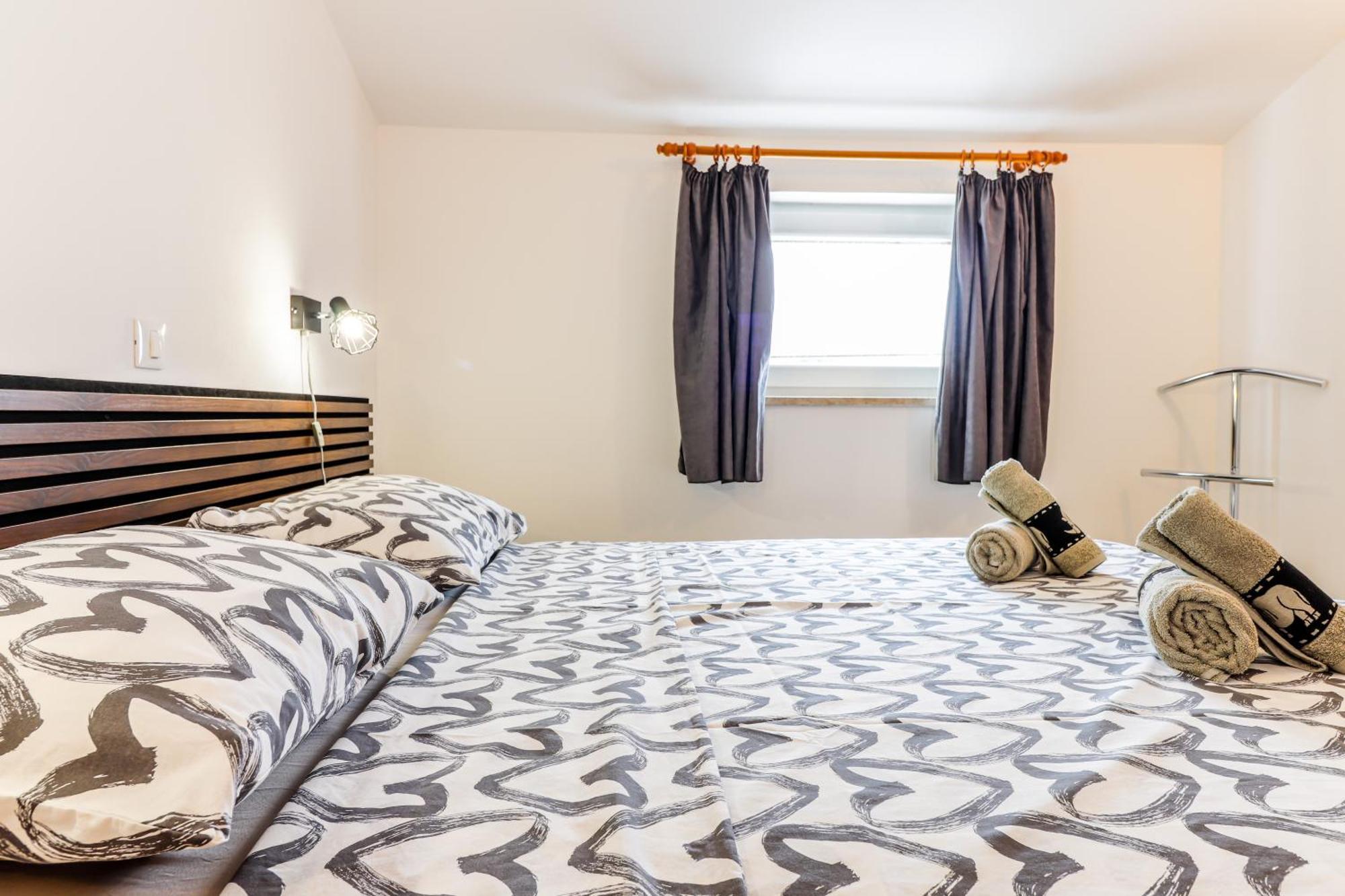 Sunshine Apartments Funtana With Balcony And Sea View Zewnętrze zdjęcie