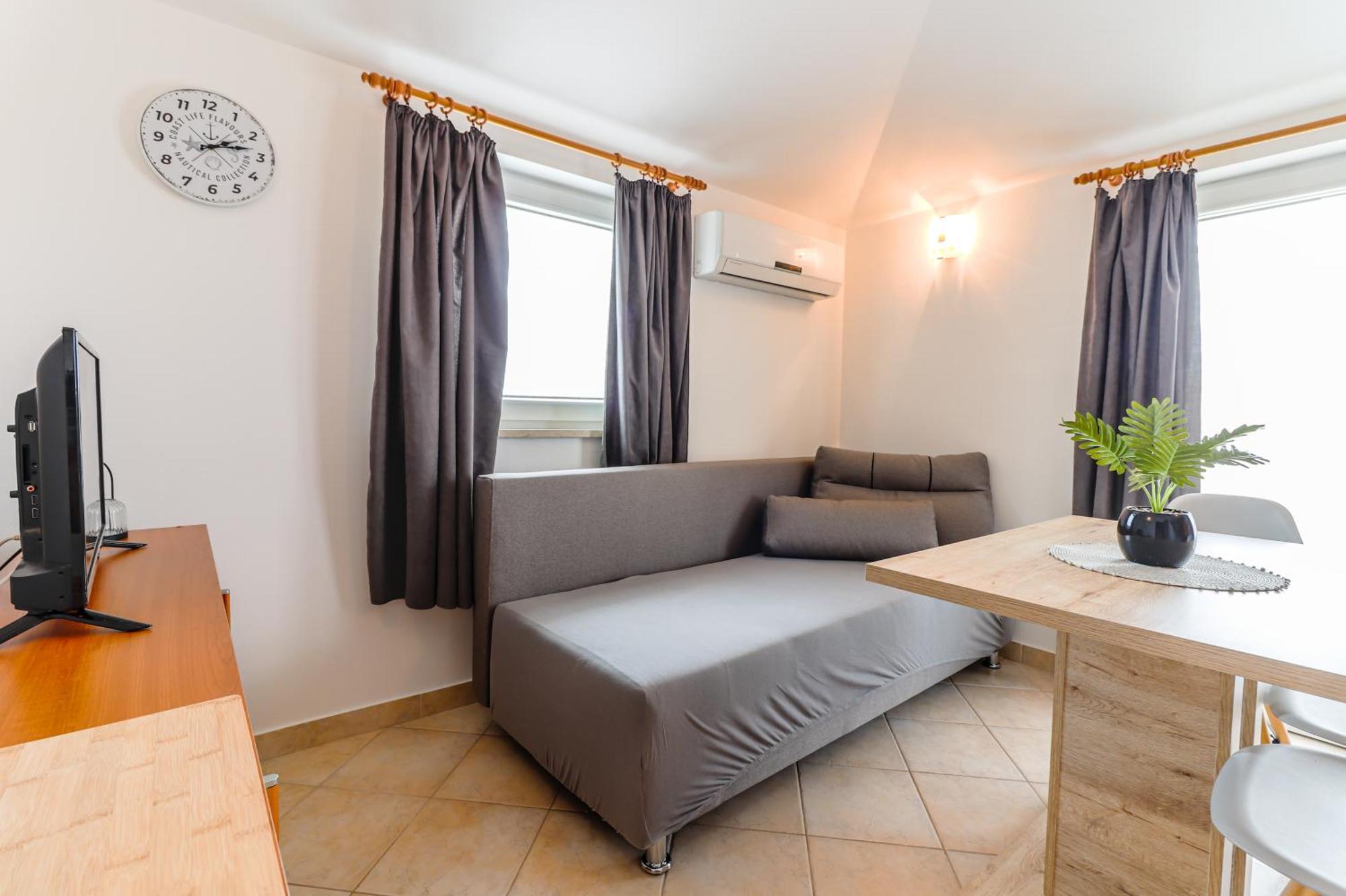 Sunshine Apartments Funtana With Balcony And Sea View Zewnętrze zdjęcie