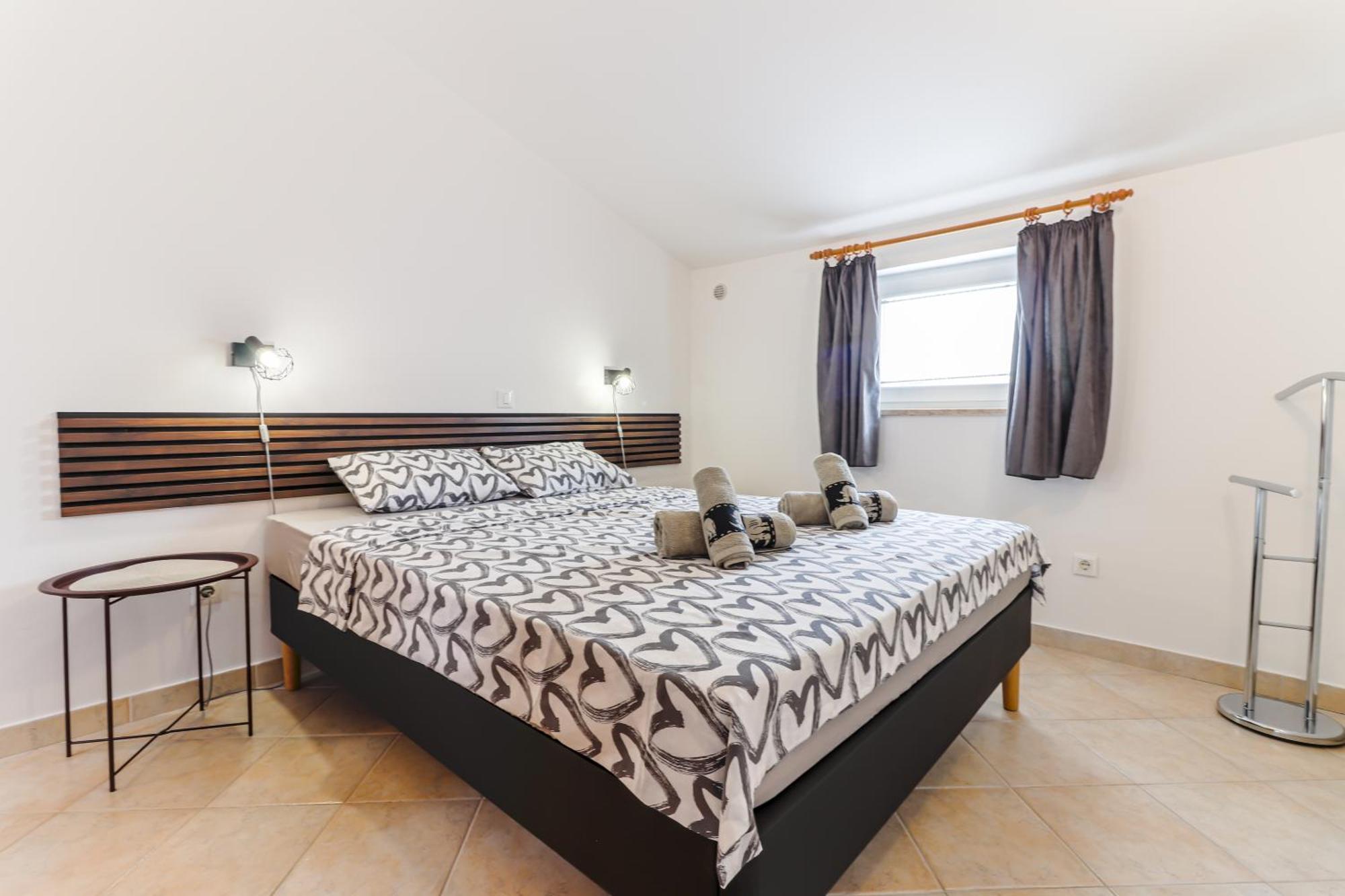 Sunshine Apartments Funtana With Balcony And Sea View Zewnętrze zdjęcie